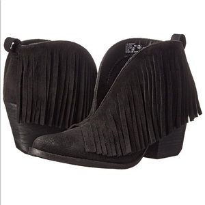 Coconut by Matisse Lambert Fringe Bootie BLACK 8.5